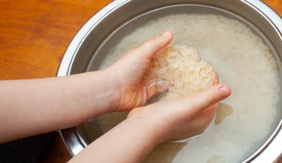 Lavare il riso prima di cuocerlo al microonde